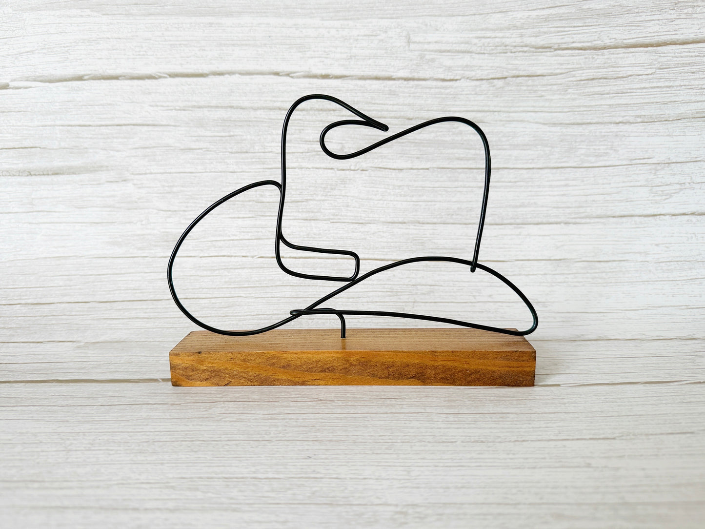 Handcrafted Wire Cowboy Hat Photo Holder – Western Home Décor