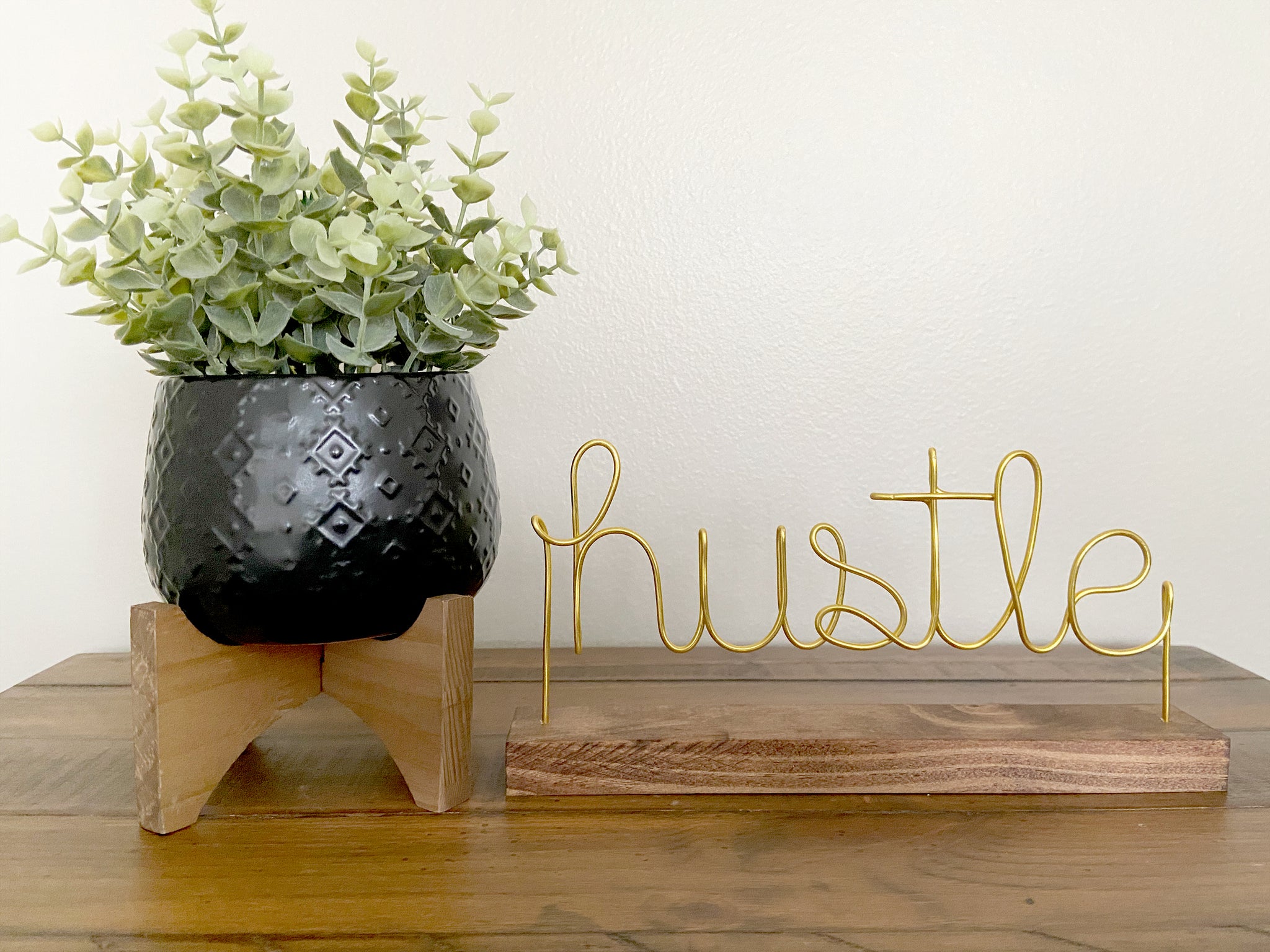 Custom Wire Word Decor – Your Word, Wired