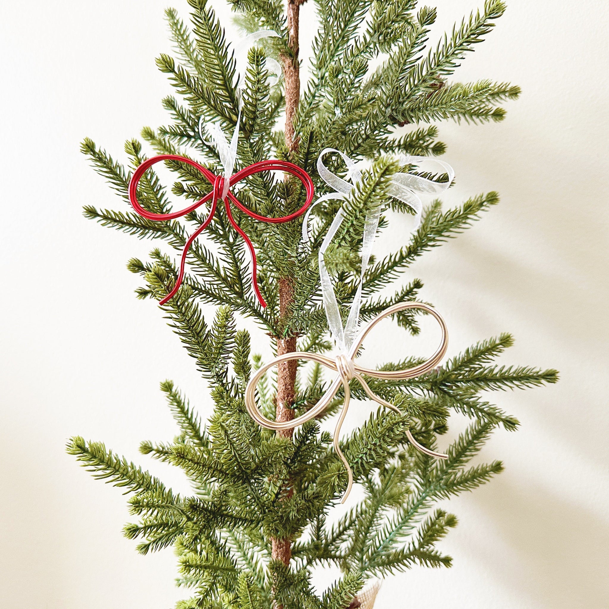 Bow Wire Ornament - Holiday Tree Decor