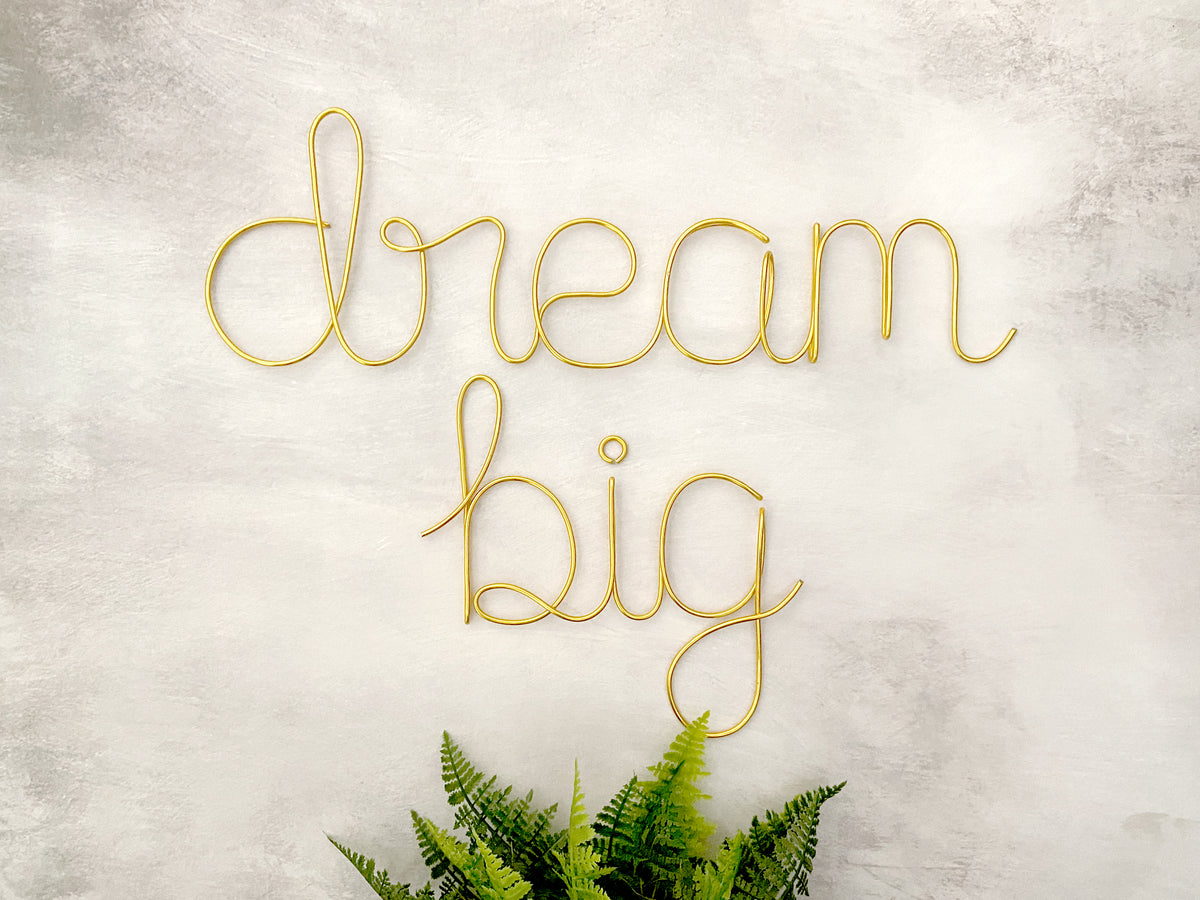 Dream Big Wire Wall Decor