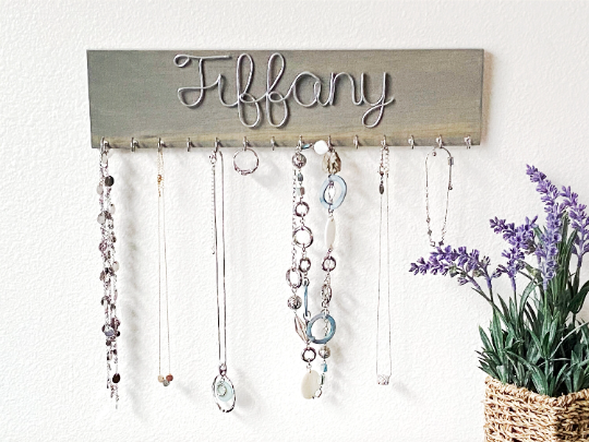 Emini Creations Personalized Necklace Hanger